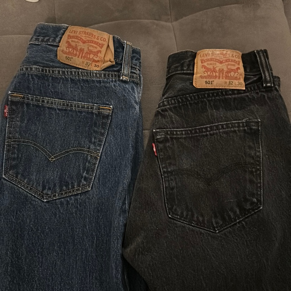 2 Pair Levi 501 Straight Leg Jeans 32x 30